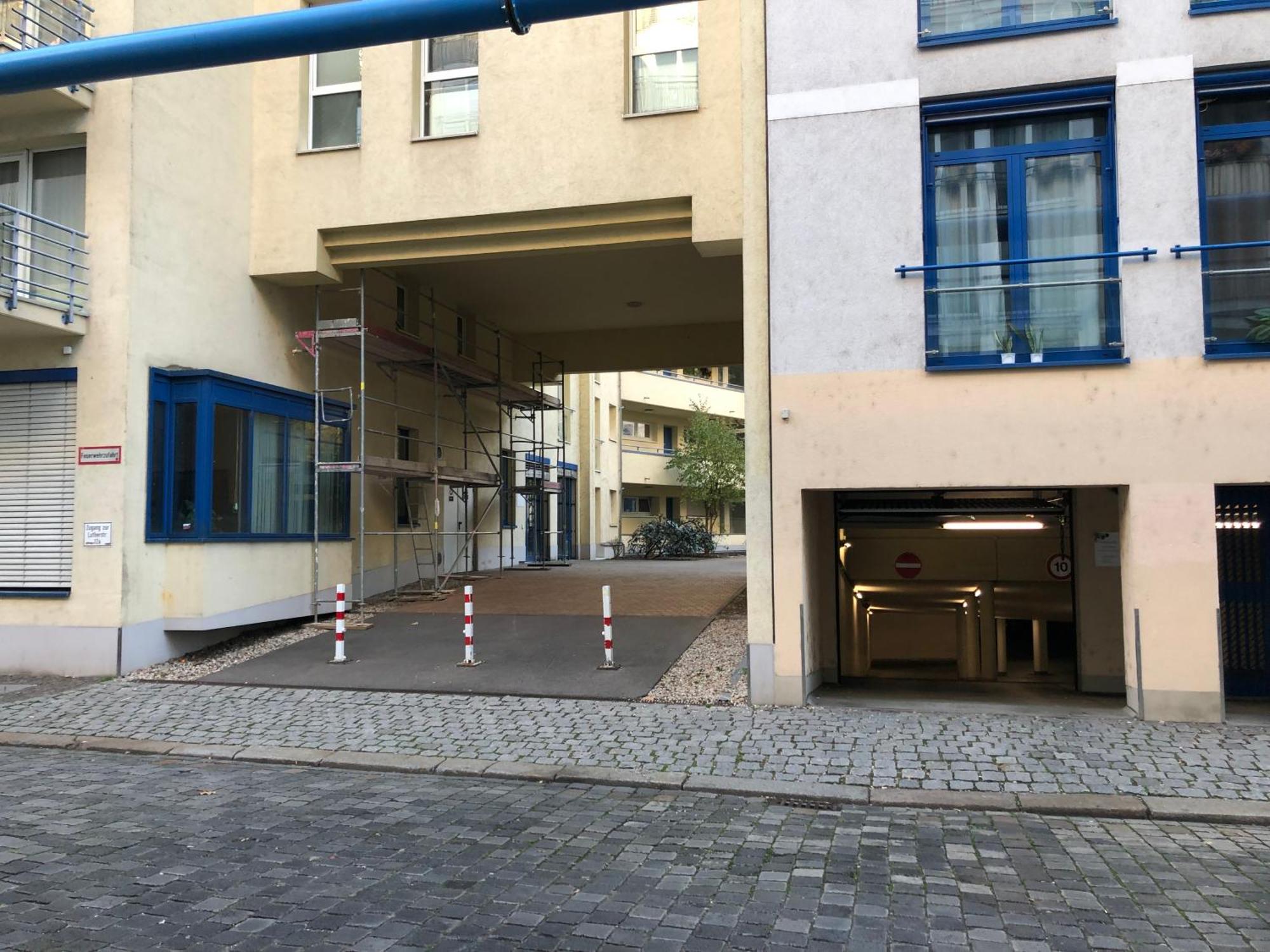 Sonnige Wohnung Im Zentrum Mit Terrasse U Tiefgarage - Netflix & Prime Leipzig Eksteriør billede